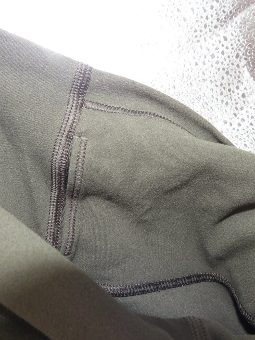 Lululemon Dark Olive Align Mid Rise Leggings 26 Inseam Size 2 Green Tight Pant - Picture 6 of 6